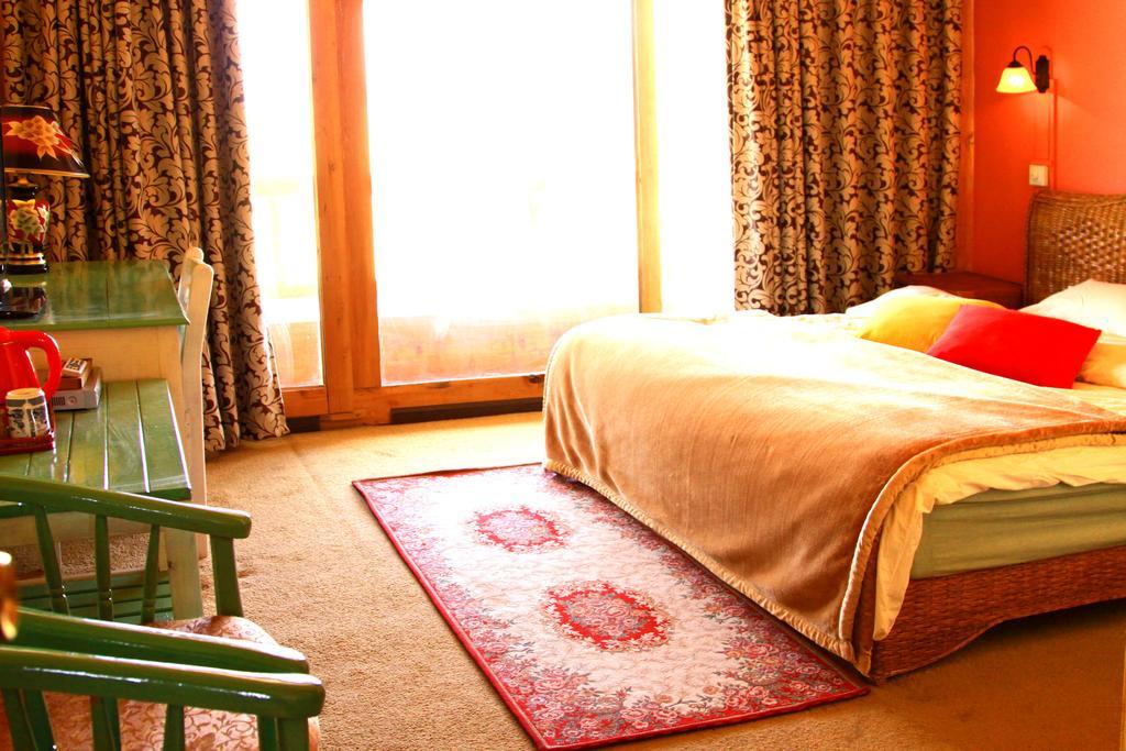 Shangri-La Lao Shay Youth Hostel Luaran gambar